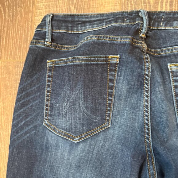 Maurices Skinny Jeans – Size 30x29 - Picture 9 of 15